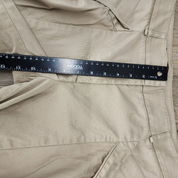BCBGMAXAZRIA Women's‎ Size 10 Beige Flat Front Crop Baggy Pocket Dress Pants - Picture 7 of 9